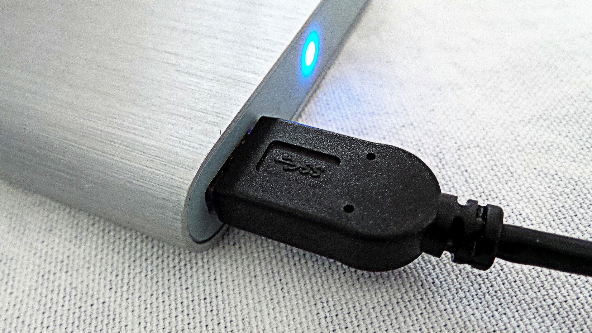 Kabel i en server